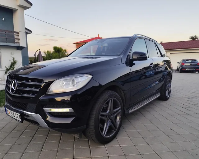 Mercedes ML350 190kw 2013/12 4Matic AMG line 1
