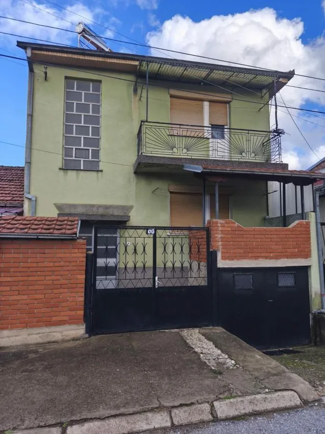 Shitet shtëpi 136m² në Prilep 1