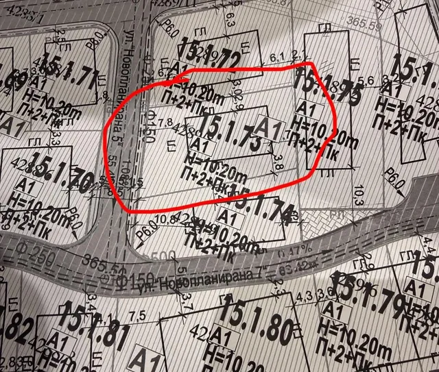 Се продава плац / парцела 540м2 – Радовиш 1