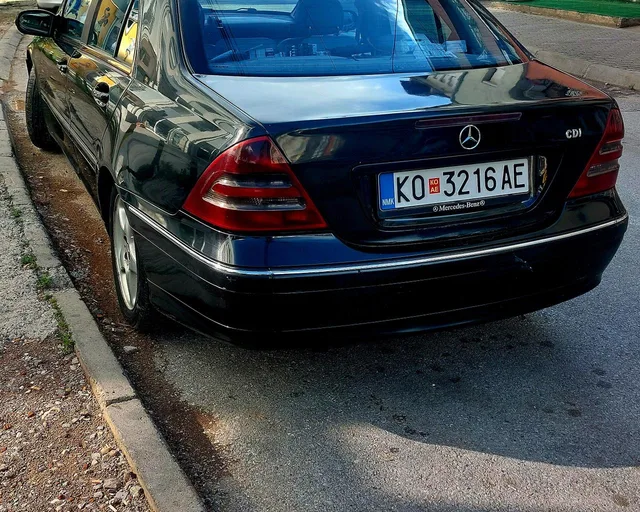 Mercedes C270 CDI - TRADE FOR WAGON 1
