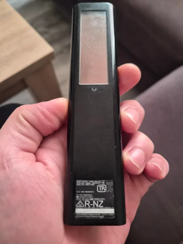 Samsung Smart Control RMCSPB1EP1 со соларно полнење и гласовна команда, фотографија 2