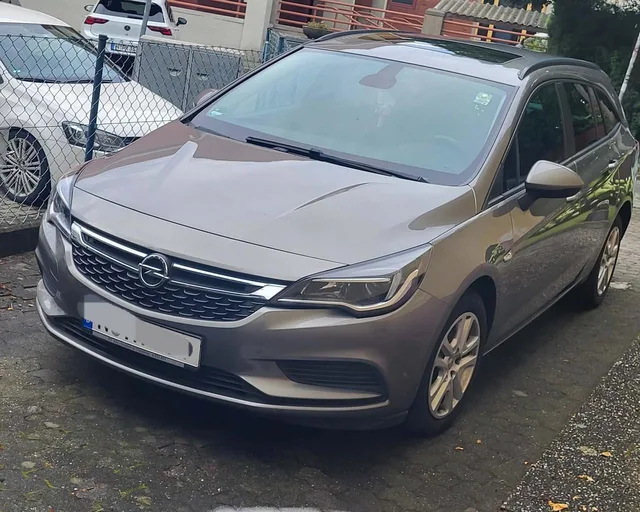Opel Astra 1.6cdti 1