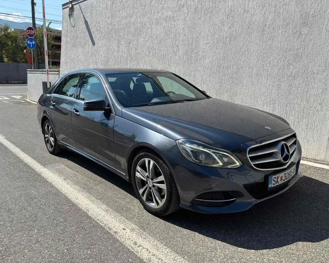 MERCEDES E 2.2 DIESEL 170HP 9-SPEED ELEGANCE REGISTERED LIKE NEW! 1