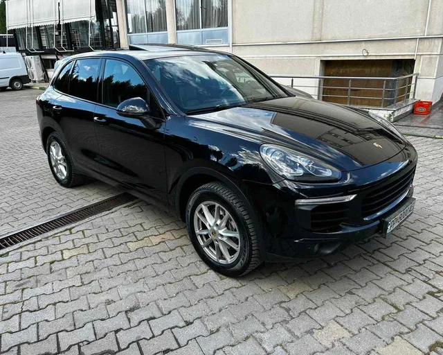 PORSCHE 1
