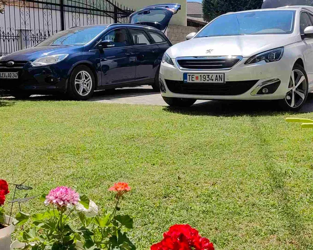 ford focus 2011 1