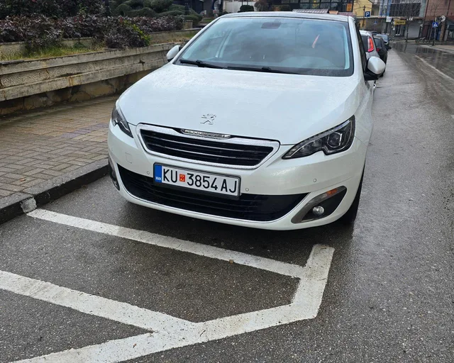 Peugeot 308 1.6 HDi, the only one on the market ALLURE 1