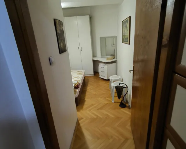 Se prodava stan kaj Sampionce 1