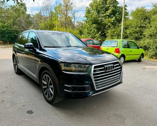 Audi Q7 2.0 TFSI quattro 1