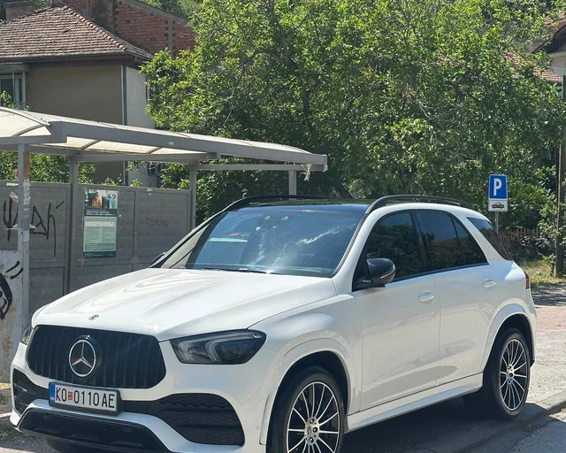 MERCEDES GLE 350d AMG 1
