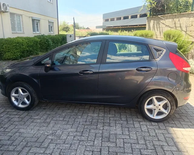 FORD FIESTA 1.4 PETROL/LPG FACTORY 1