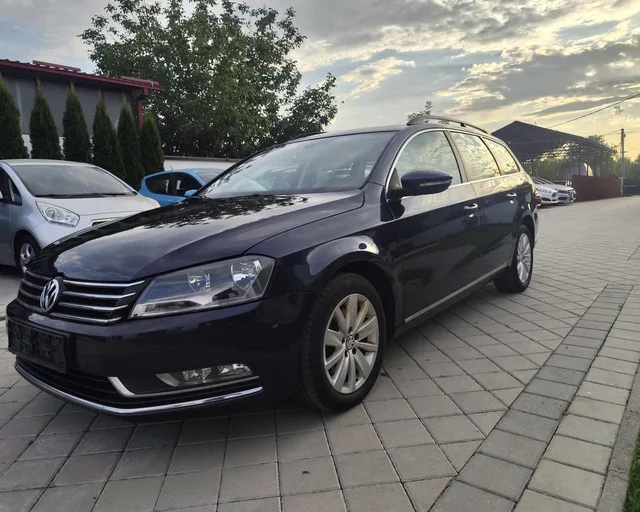 VW Volkswagen Passat 2.0tdi 140hp DSG Automatic 2011 year 1