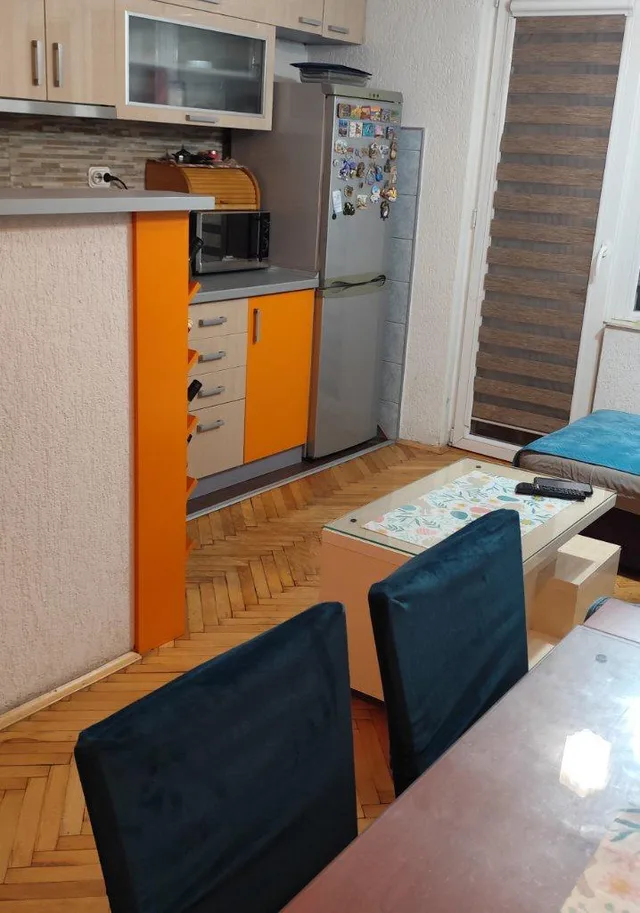 Apartament me 2 dhoma gjumi në Karpош pranë Dramskit, 50 m² 1