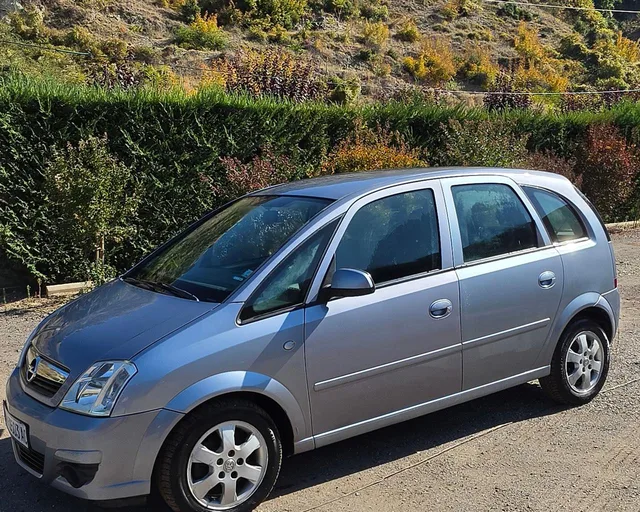 Opel Meriva 1